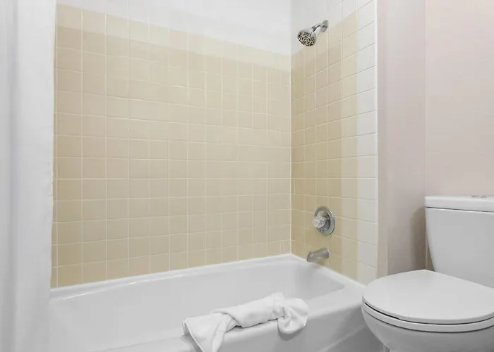 Days By Wyndham Hotel 2*